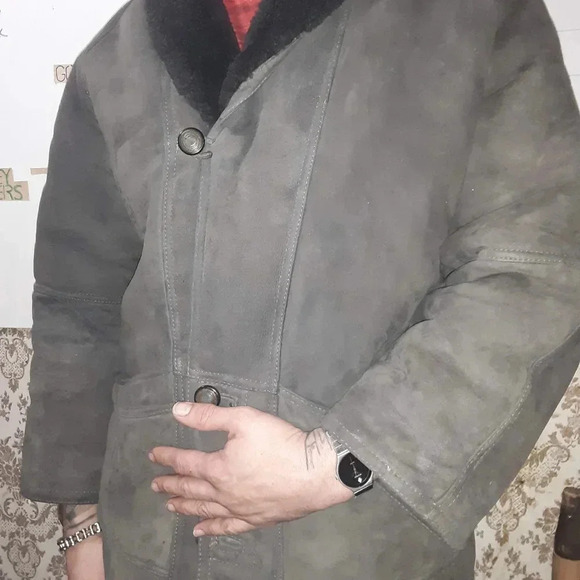 Lambs wool sheepskin mens coat - Picture 5 of 5